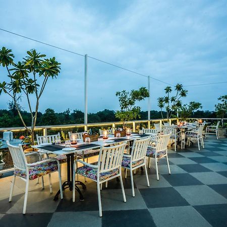 אודייפור Tripli Hotels Shiv Villas מראה חיצוני תמונה