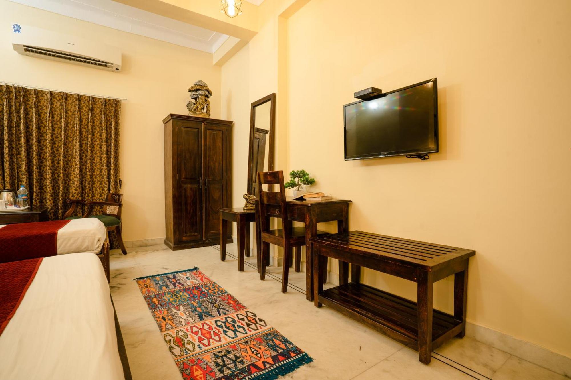 אודייפור Tripli Hotels Shiv Villas מראה חיצוני תמונה