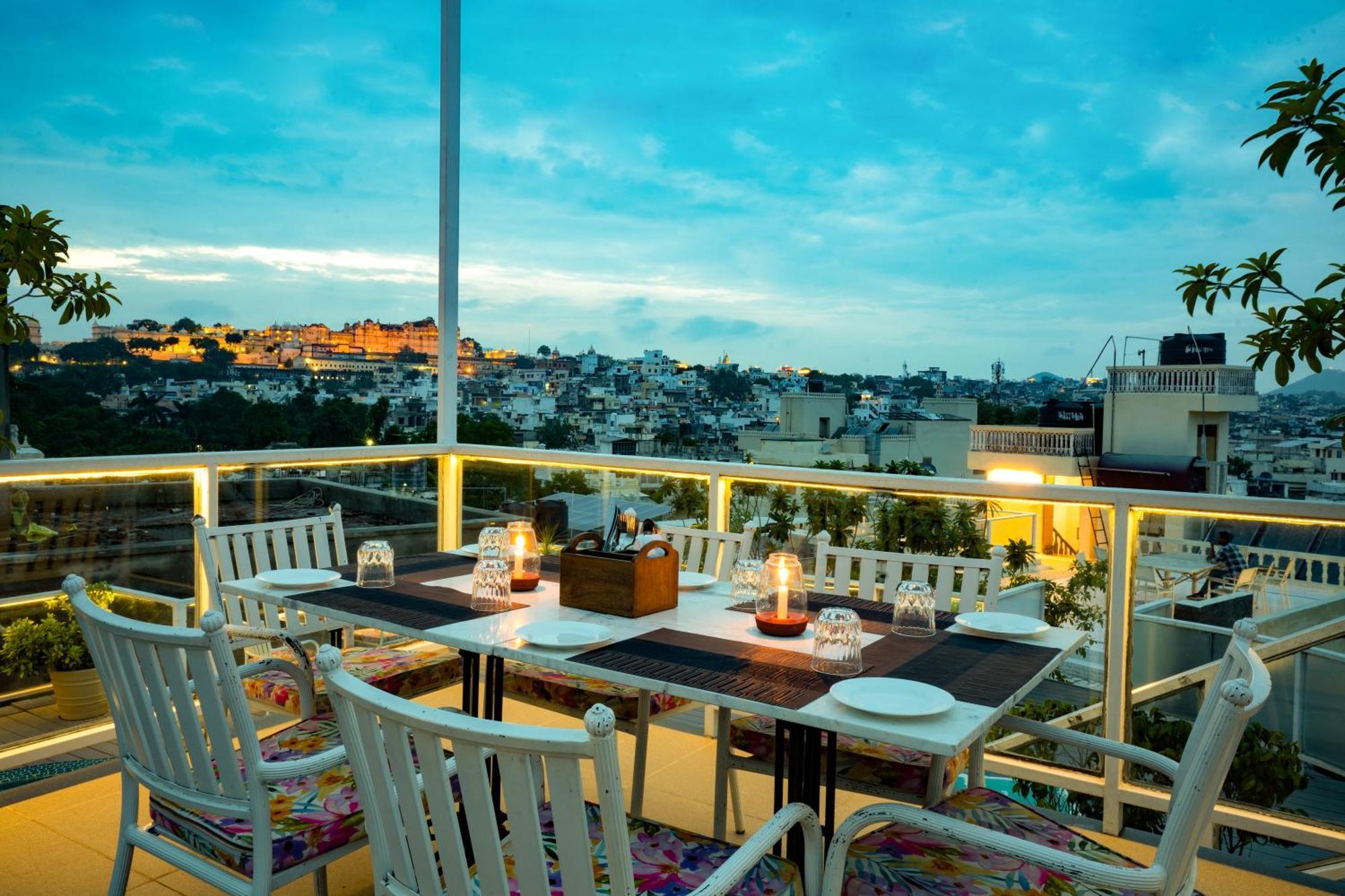 אודייפור Tripli Hotels Shiv Villas מראה חיצוני תמונה
