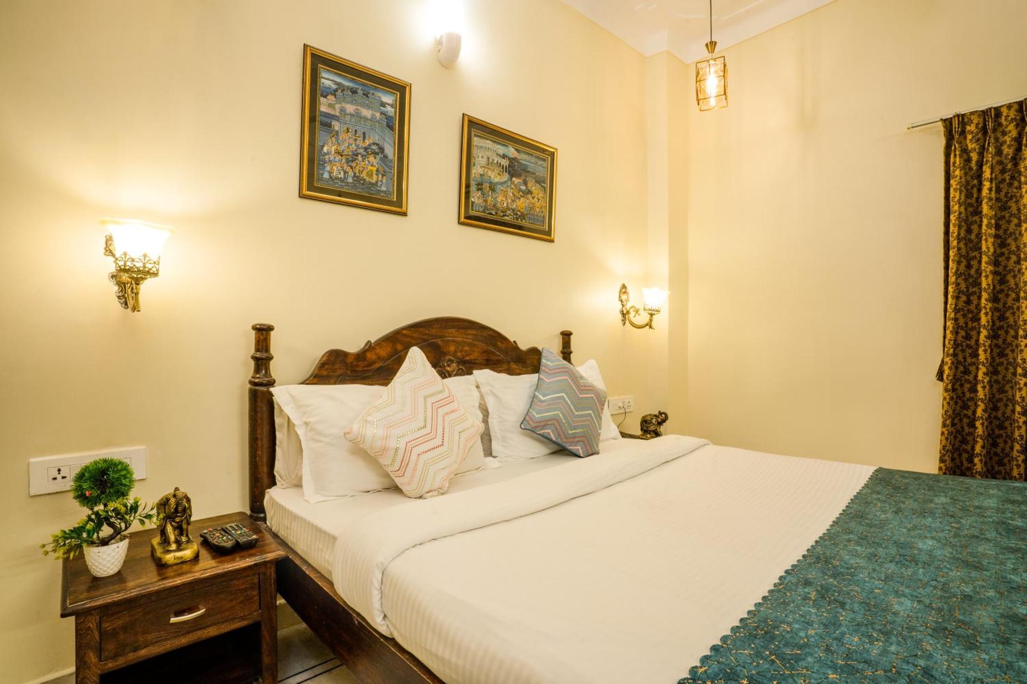 אודייפור Tripli Hotels Shiv Villas מראה חיצוני תמונה