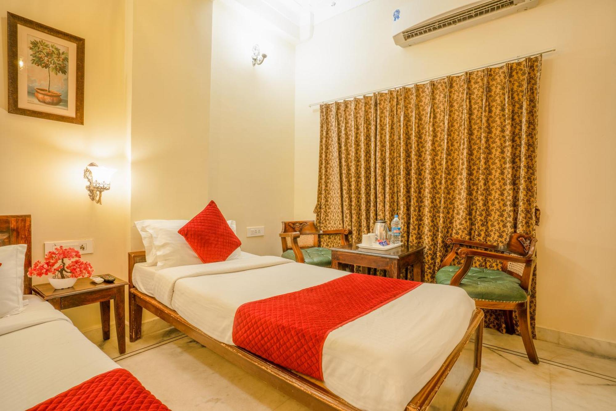 אודייפור Tripli Hotels Shiv Villas מראה חיצוני תמונה