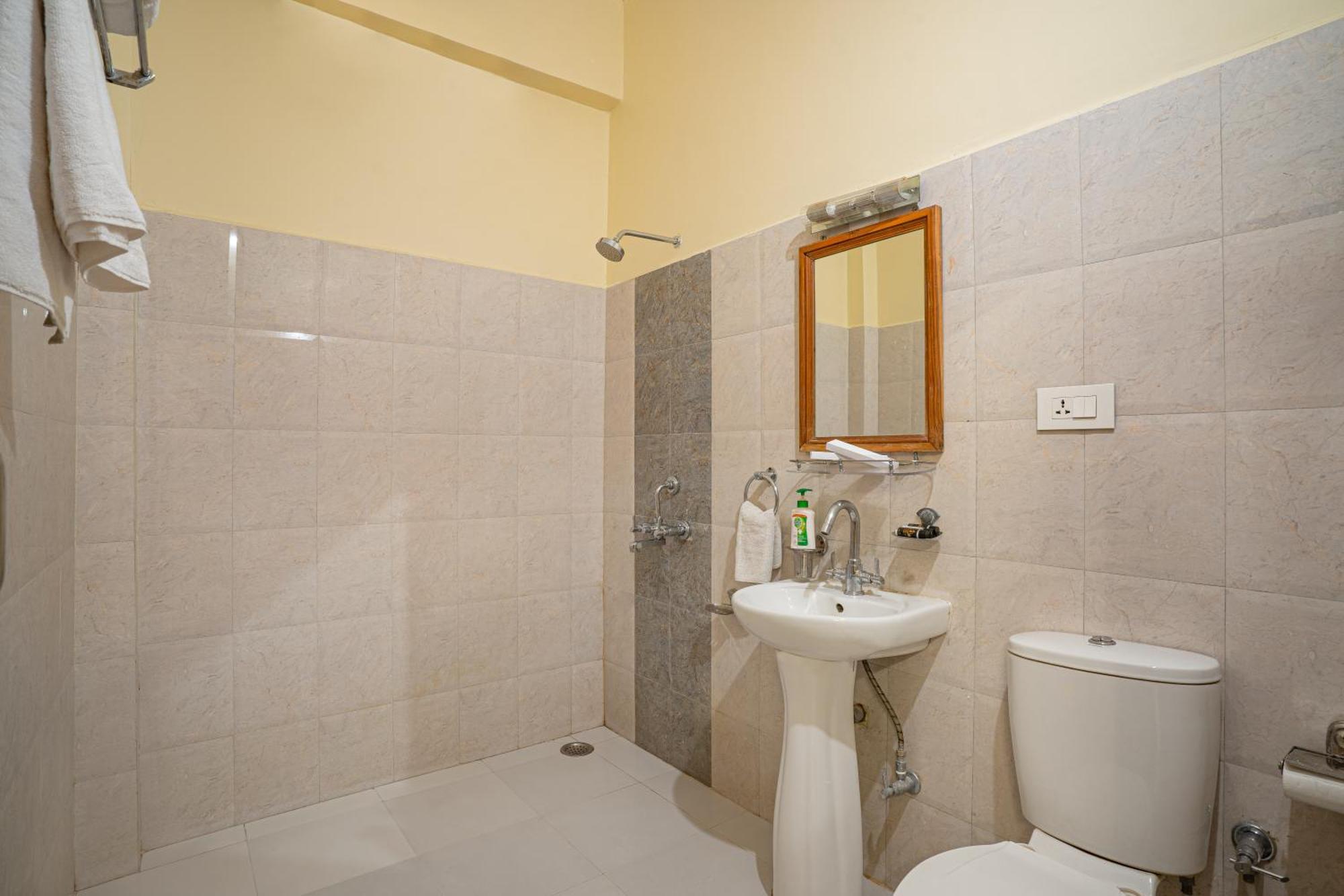אודייפור Tripli Hotels Shiv Villas מראה חיצוני תמונה