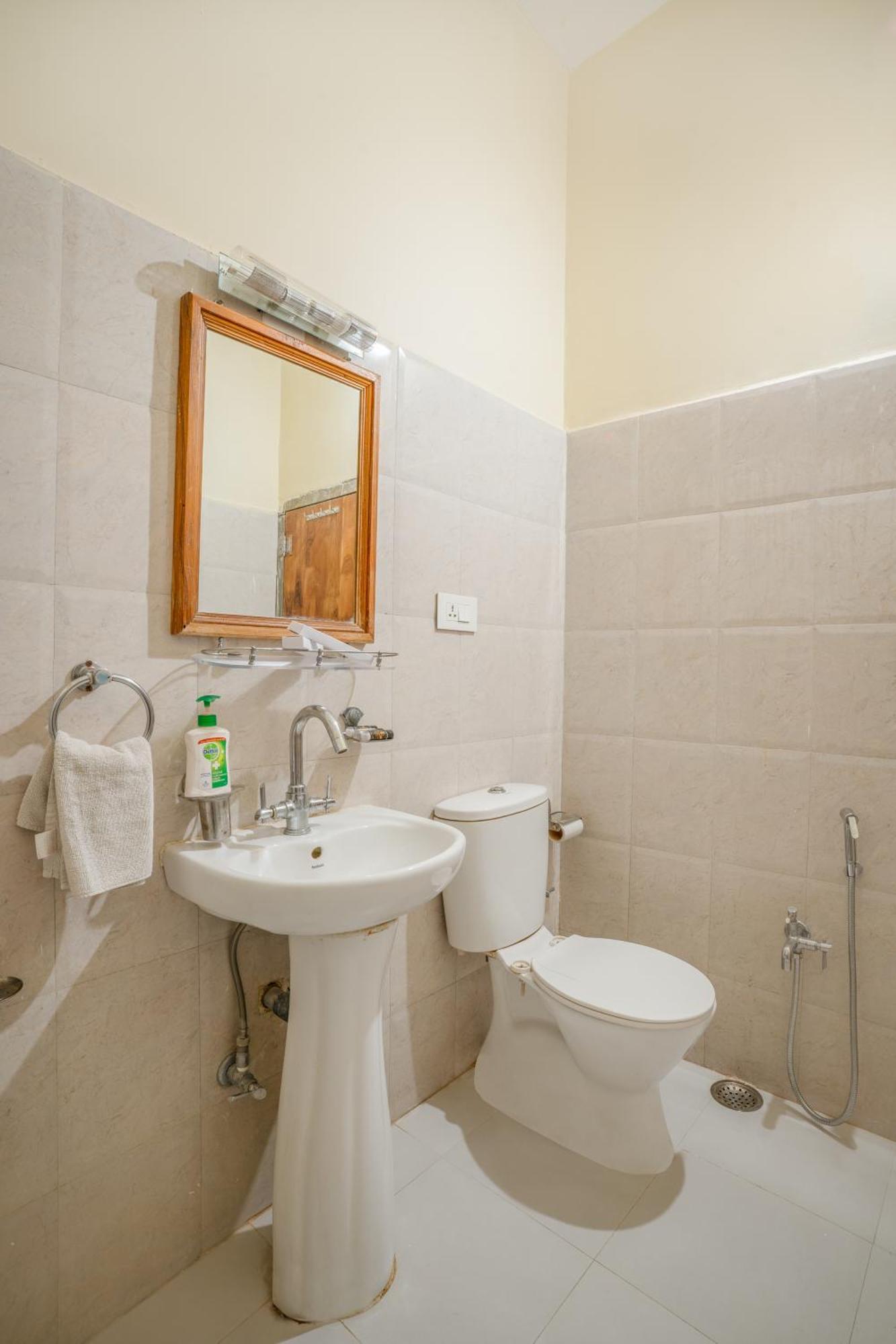 אודייפור Tripli Hotels Shiv Villas מראה חיצוני תמונה