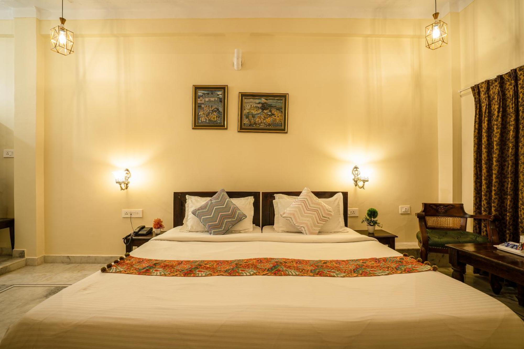 אודייפור Tripli Hotels Shiv Villas מראה חיצוני תמונה